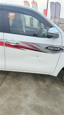 تويوتا هايلوكس